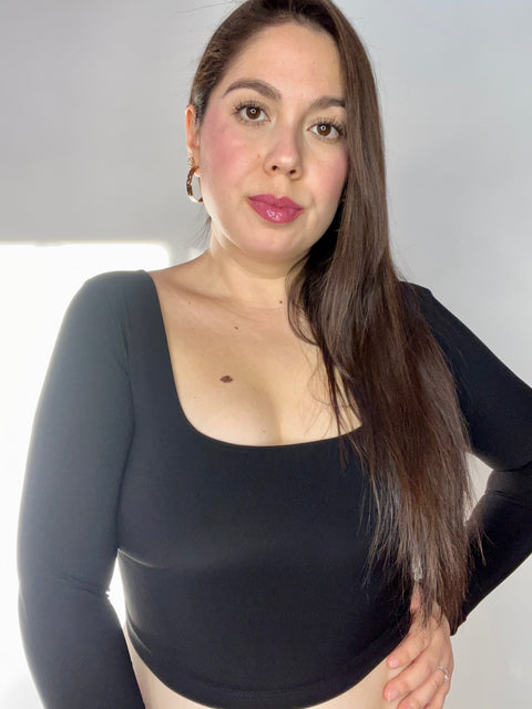 Crop Top Escote Cuadrado Negro