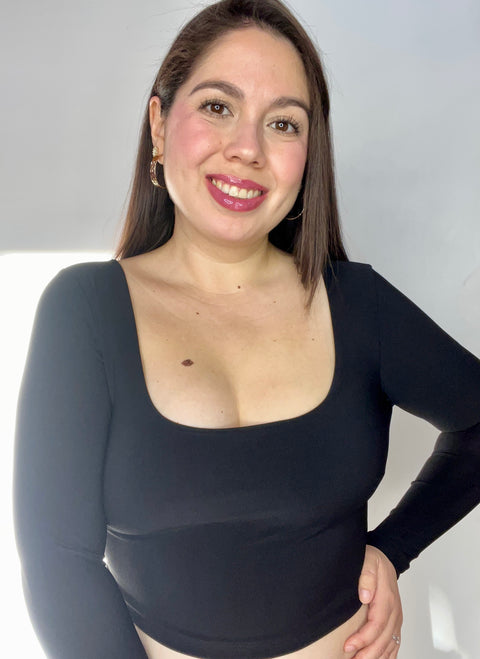 Crop Top Escote Cuadrado Negro