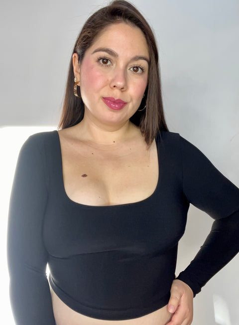 Crop Top Escote Cuadrado Negro