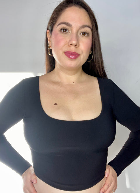 Crop Top Escote Cuadrado Negro
