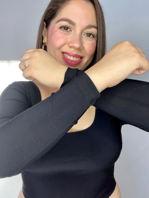 Crop Top Escote Cuadrado Negro