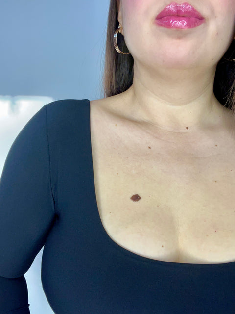 Crop Top Escote Cuadrado Negro